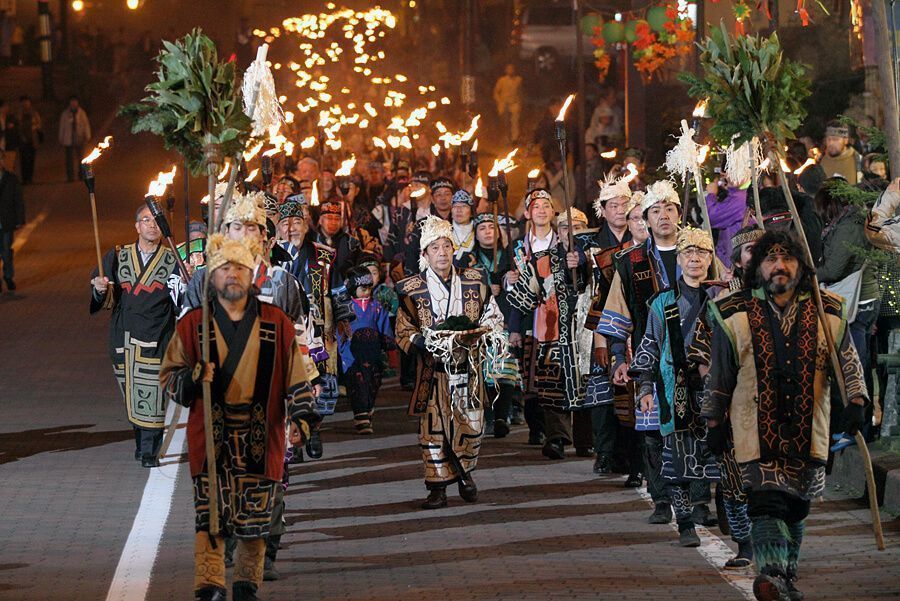 Suku Ainu dalam Festival Marimo. Foto: tsunagujapan.com