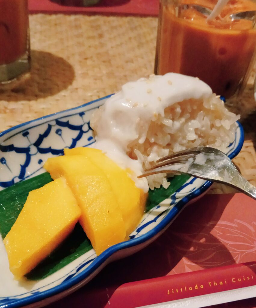 Mango sticky rice