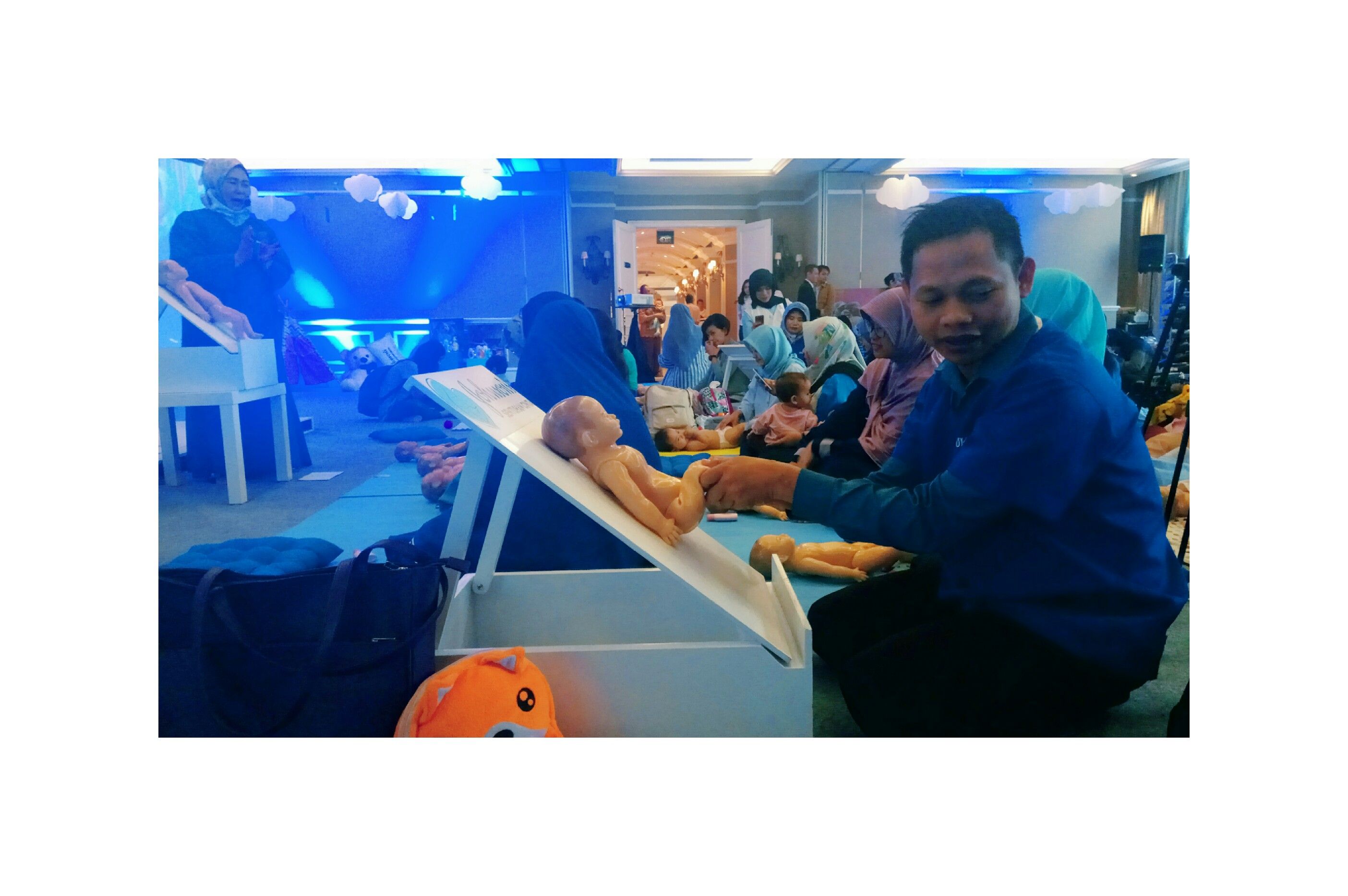 Tim Profesional Johnson’s berbagi ilmu